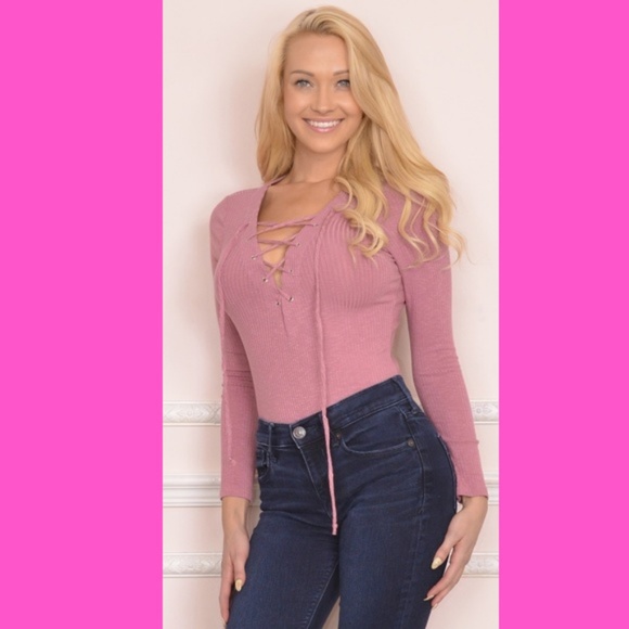 Cute mauve pink lace up front top shirt - Picture 2 of 5
